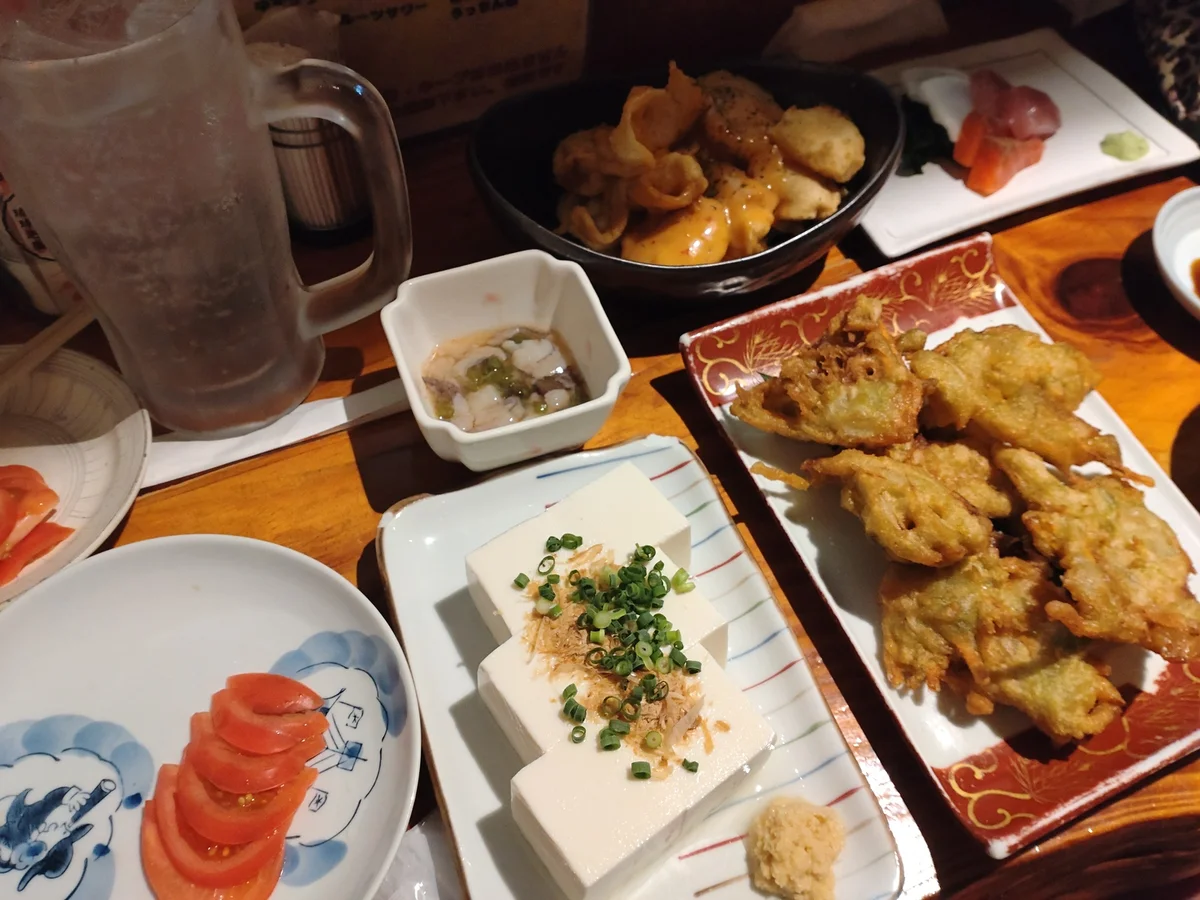 みぃふぁいゆ 居酒屋部】島料理 島料理みぃふぁいゆー 食べ飲み放題 3,800円
