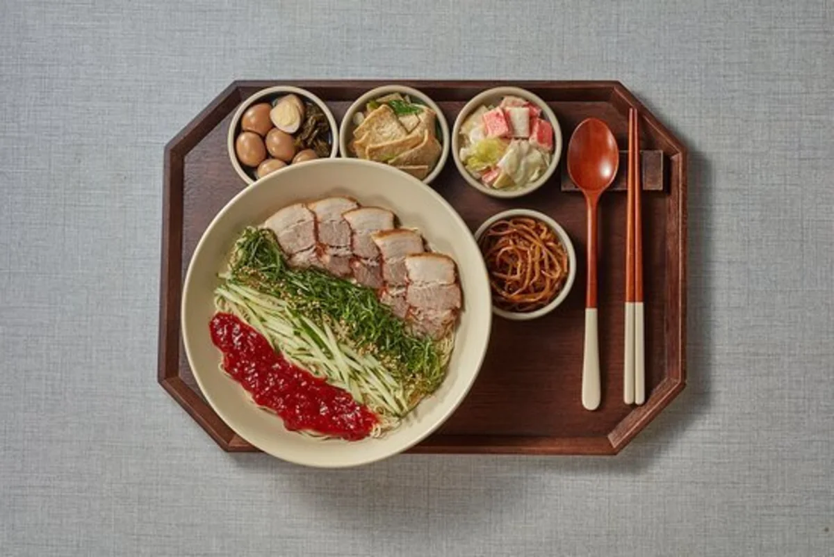 THE GIWA 狎鴎亭本店