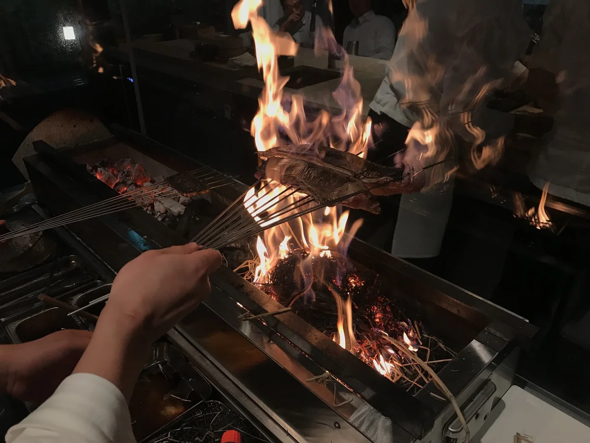 ネギ・ダイニング・ラウンジ