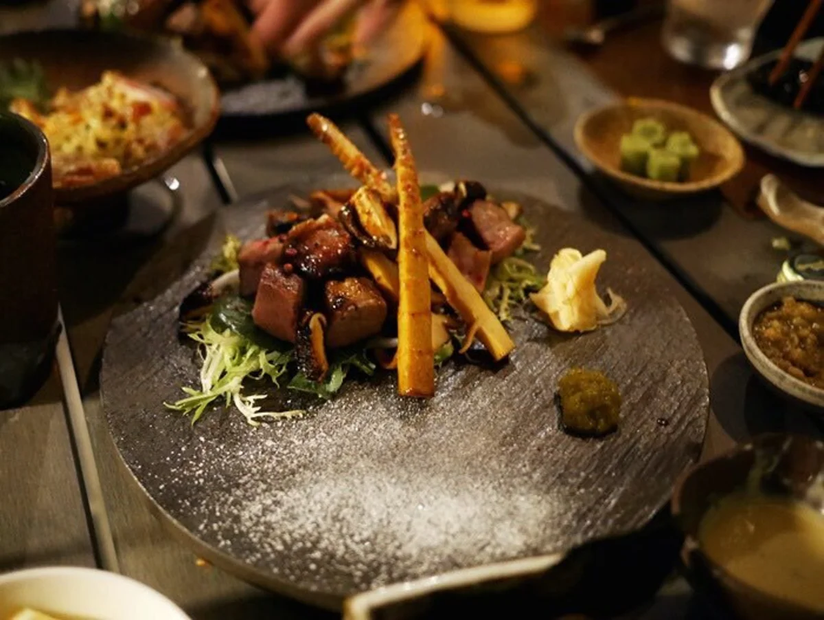 ネギ・ダイニング・ラウンジ