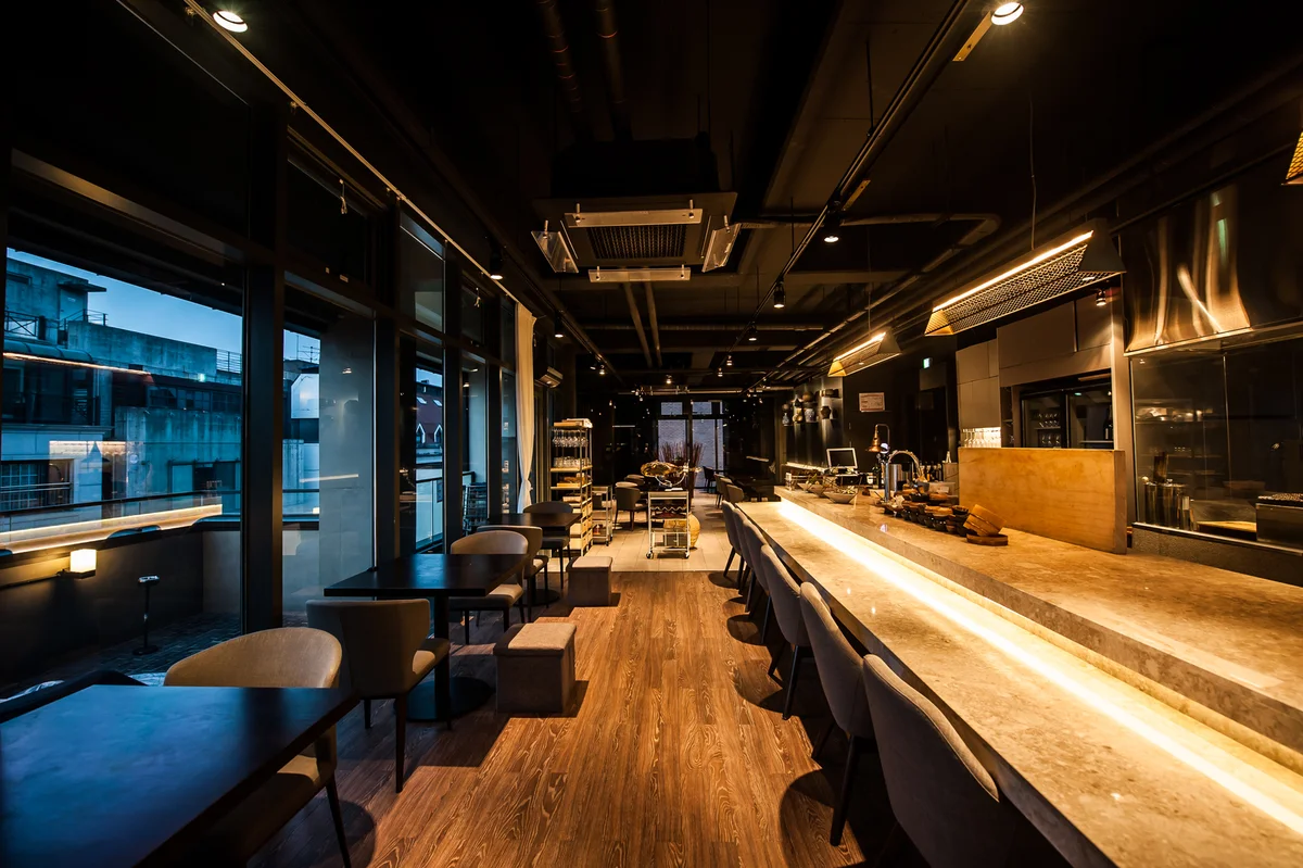 ネギ・ダイニング・ラウンジ