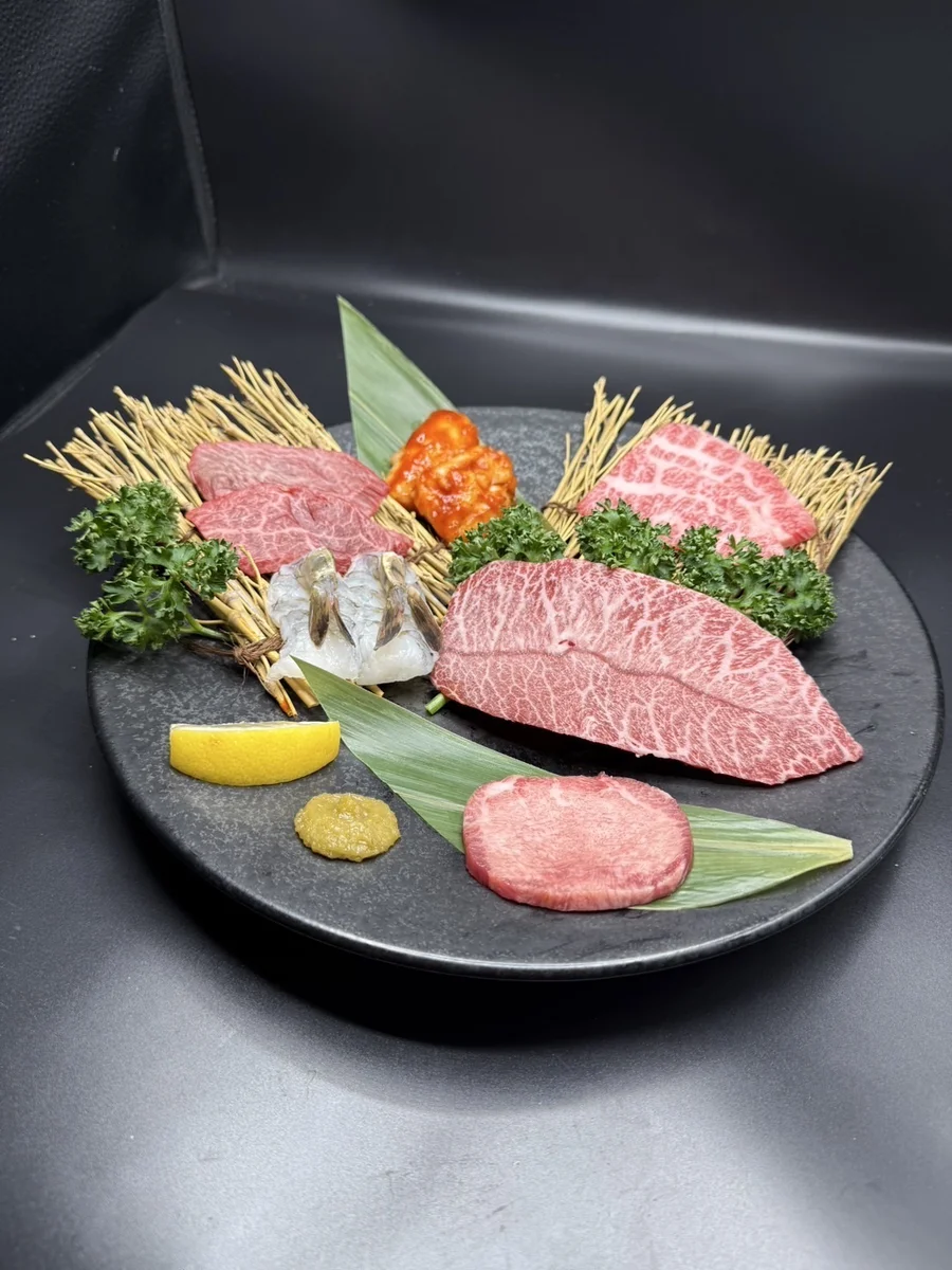 和牛焼肉 肉寿司 雅苑の料理