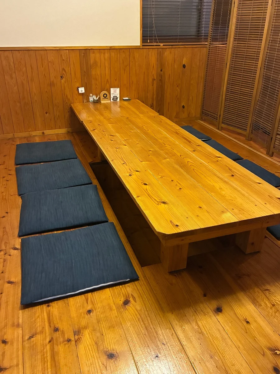 黒豚通り 六白 諫早本店
