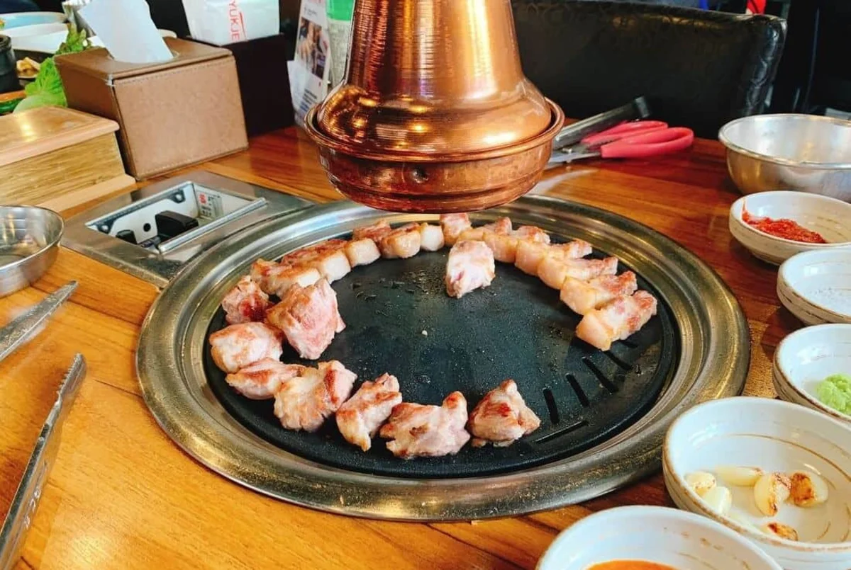 肉典食堂 本店