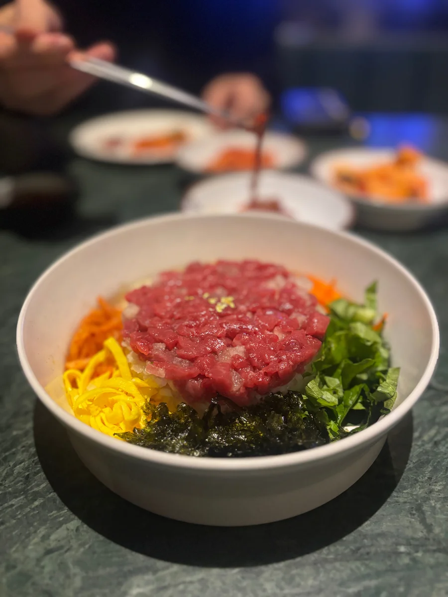 육회 비빔밥!