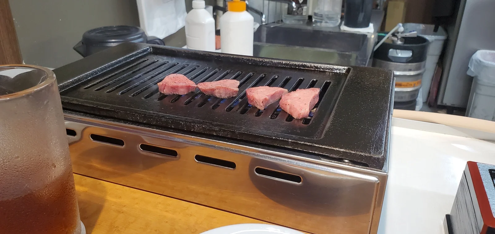 焼肉やっちゃん 三宮店の予約 | 兵庫県神戸市中央区 | 焼肉 | AutoReserve