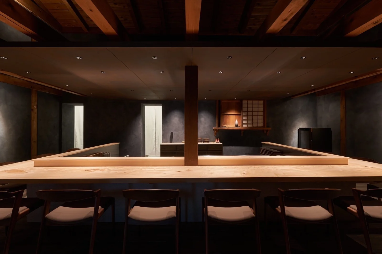 焼鳥 真ゆき - Atmosphere