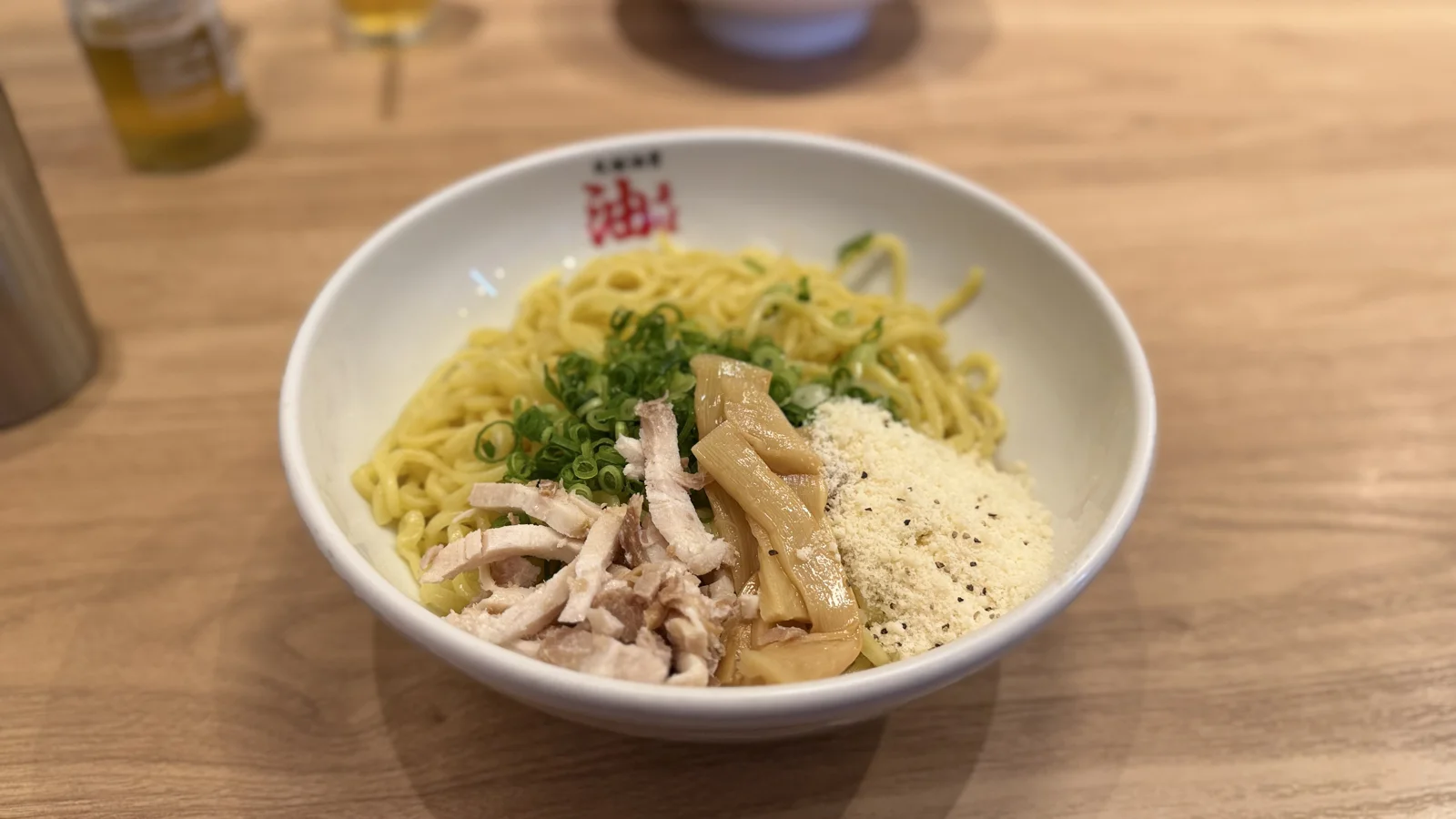 油そば 中華そば西の🍜裏メニュー:油そば2辛+ネギ増し 🥚エロ玉は
