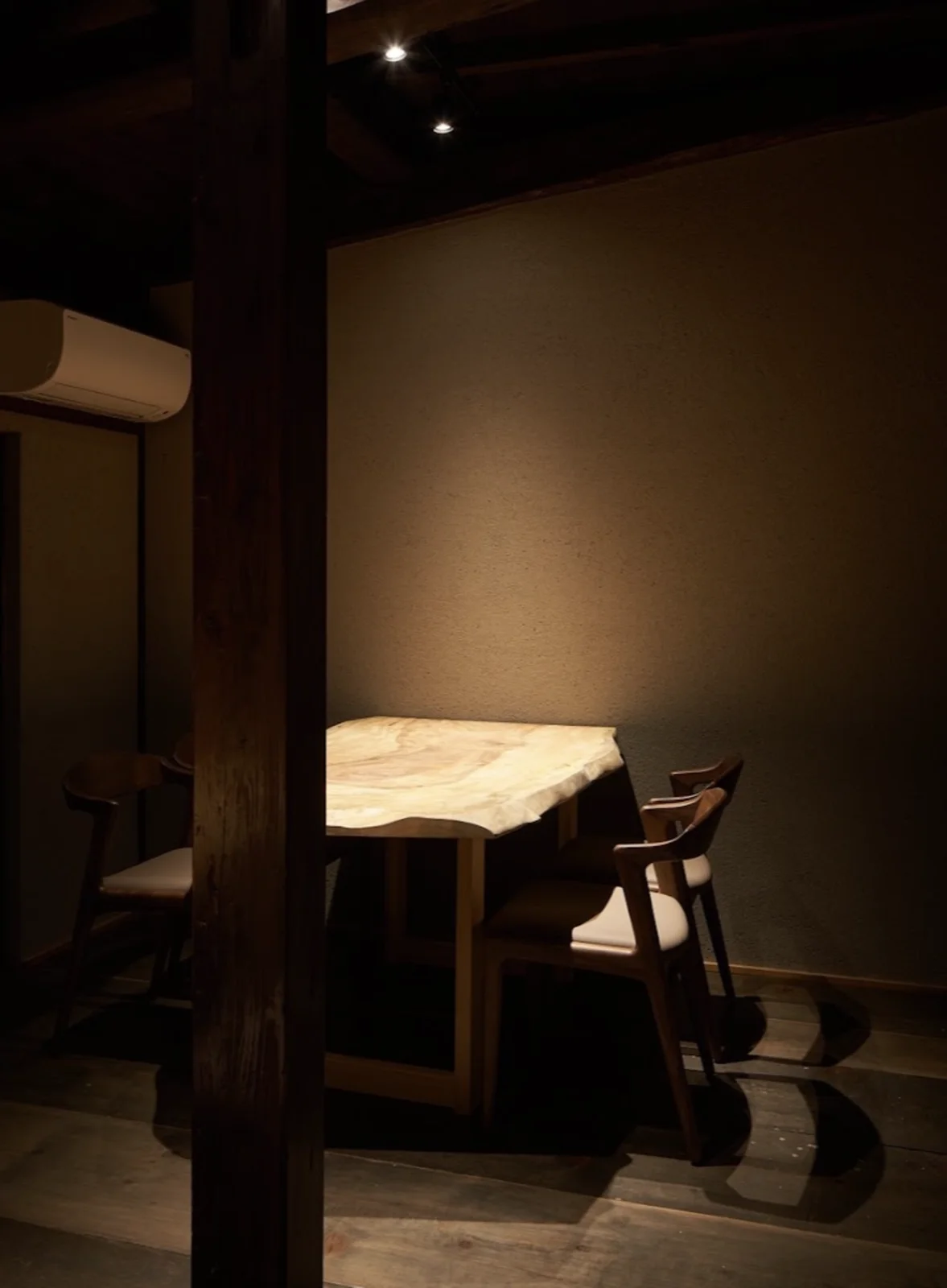 焼鳥 真ゆき - Atmosphere