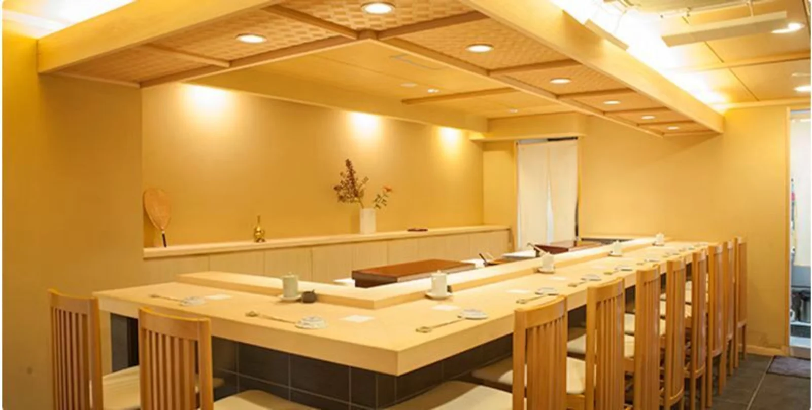 鮨 やまざき - Atmosphere