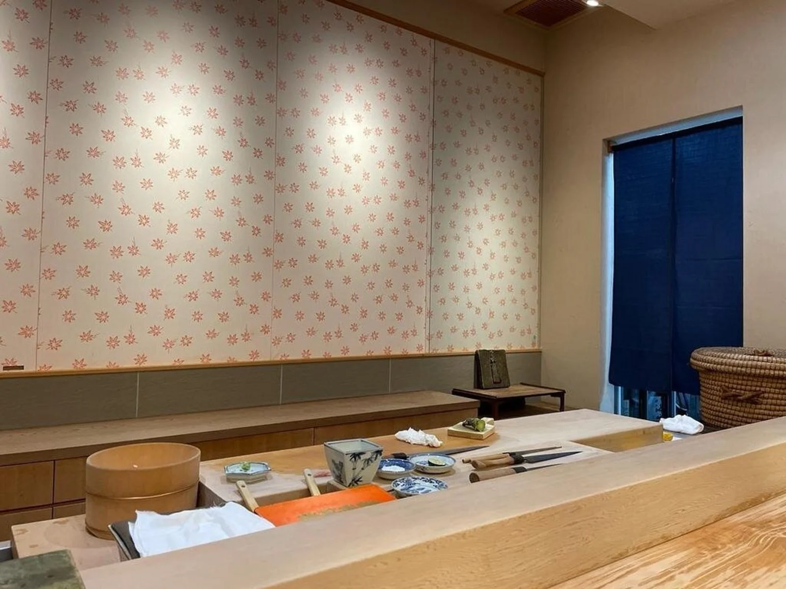 鮨 今井の店内 3