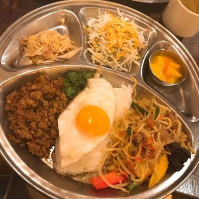 Ubu Cafe 新宿 カフェ Autoreserve