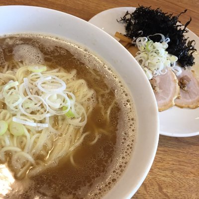 滋魂 | 新潟県新潟市東区 | ラーメン | AutoReserve