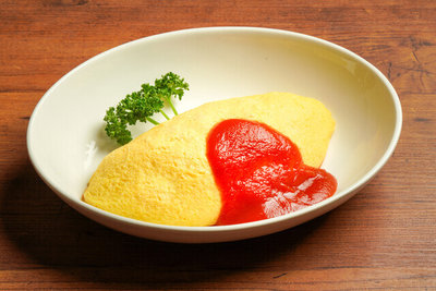 【中古】 洋食～幸福のオムライス～/少年画報社 ほっとこうち最新号は「洋食特集」！特別企画も盛りだくさん