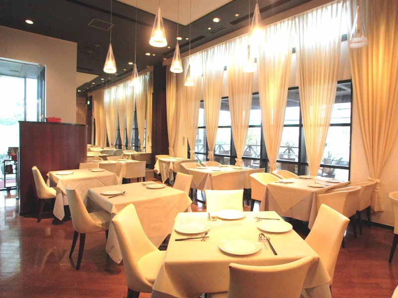 レストラン西本