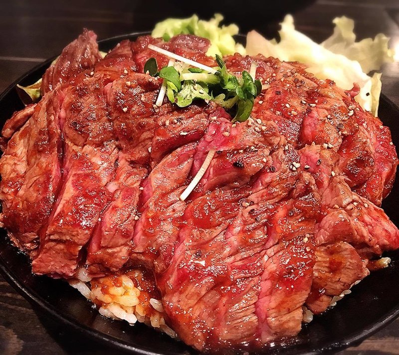 値下げ　レトロ　パイレックス　レッドローレル　ディナープレート PYREX Plates Red Band, Pyrex Dinner and Salad Plate Burgundy Band