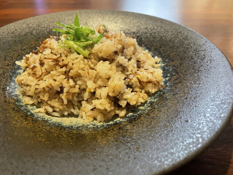 ぶるじょわ商事 鉄板×肉バル ぶるじょわ (テッパン ニクバル ブルジョワ) - 南