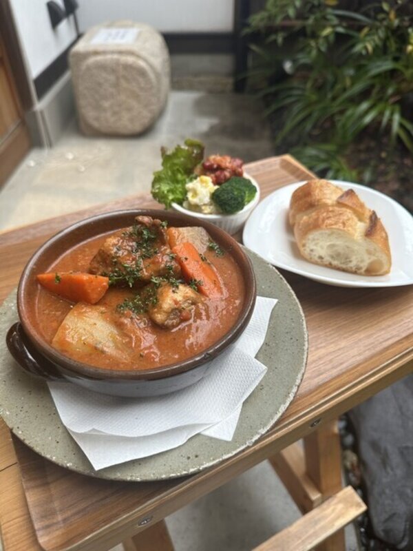 a6404c7d-dc1a-4ee8-8350-