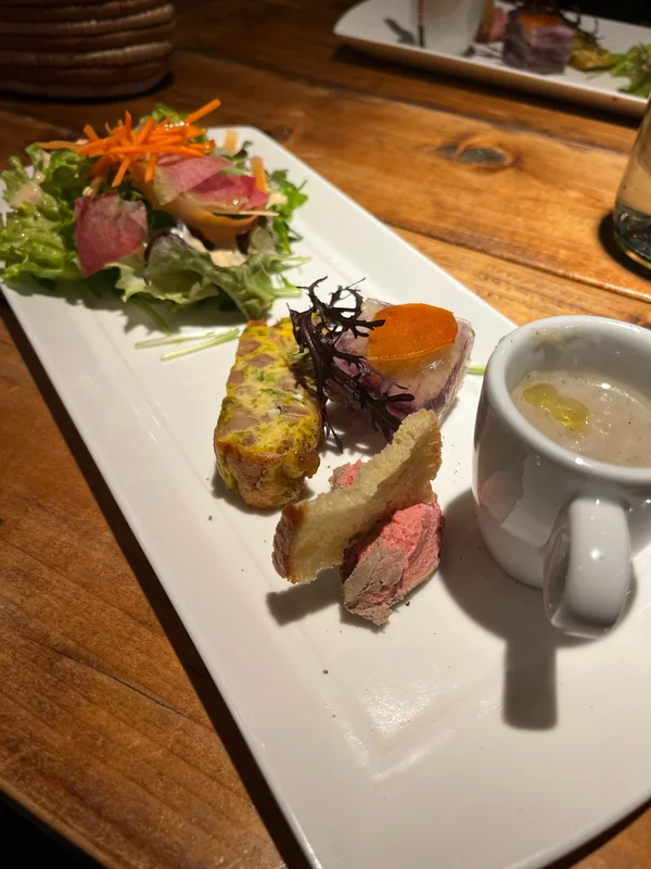 シモダ珈琲のお料理3