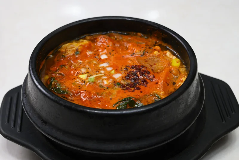 炭火ホルモン 極みや 上野店