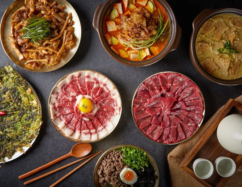 ムンティーク ホンデ本店のお料理1